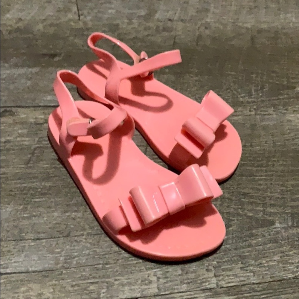 Gap toddler sandals